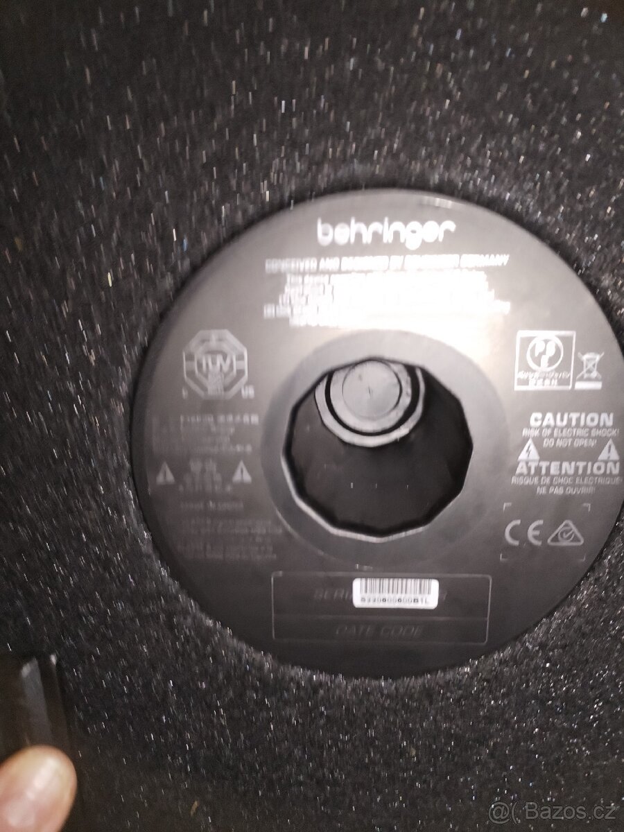 Odposlech Behringer Eurolive F1220D - 4