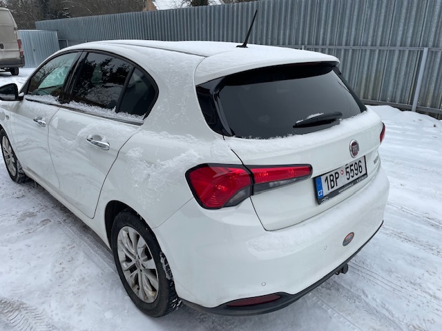 Fiat Tipo 1,6 MultiJet-88kW Rok výroby:2016 - 4