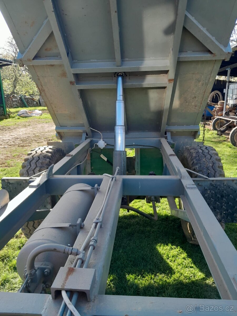 Jednonapravová brzděna kára za traktor - 4