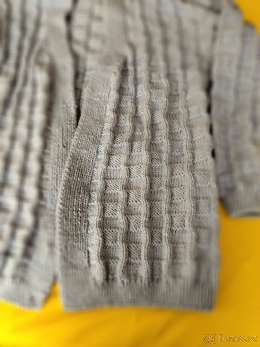 Prodej svetrů - 4