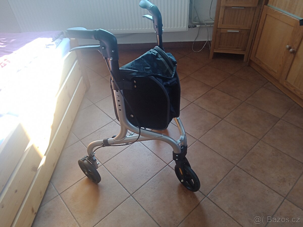 Zánovní choditko - 4