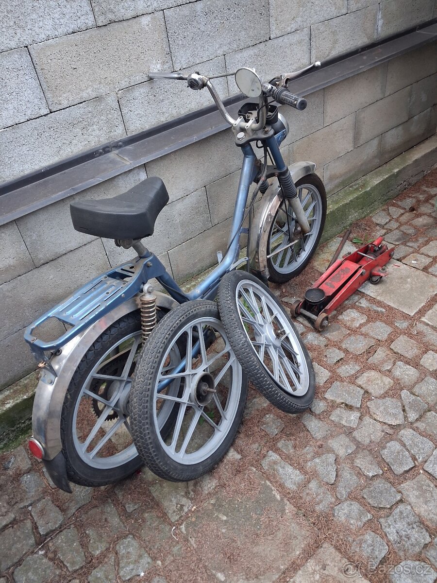 Mopedy Sachs a ruzne dily - 4