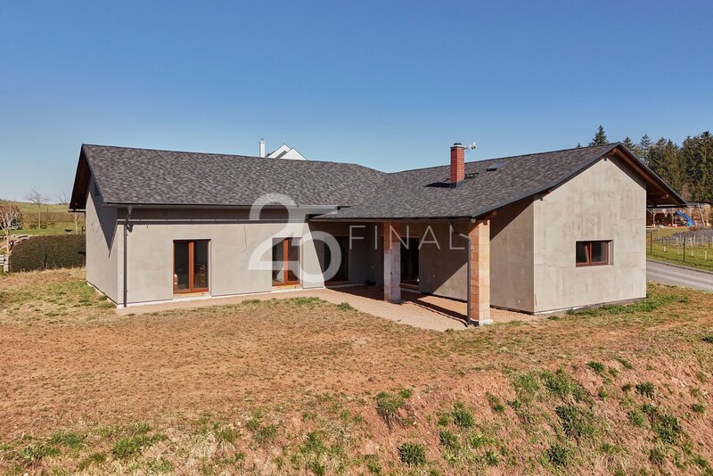 Prodej novostavby RD o dispozici 5+kk s garáží a se zahradou - 4