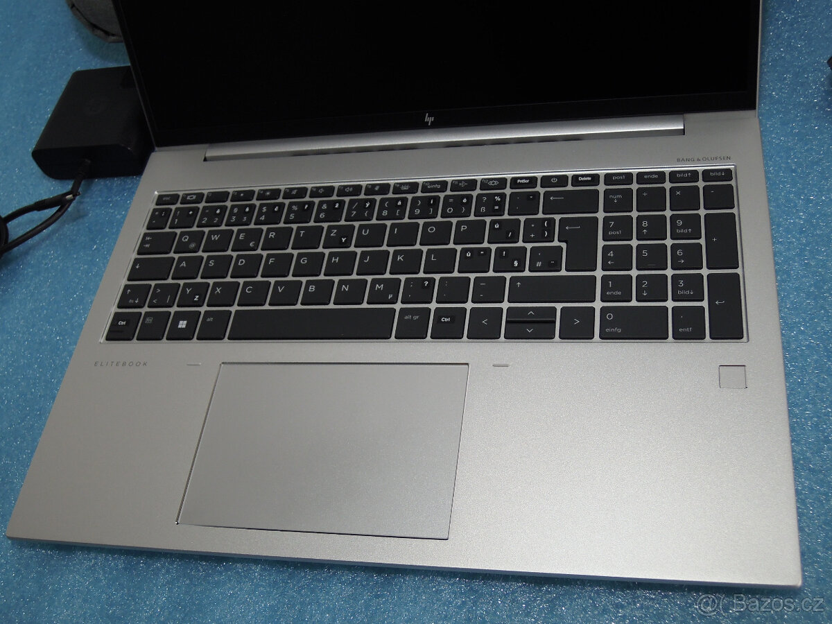 HP EliteBook 865 G11 16" 1920x1200 Ryzen 7 16GB 1TB Záruka - 4