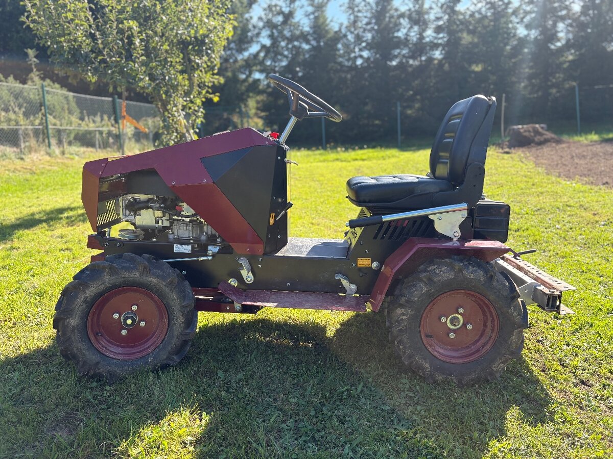 Traktor DAKR Panter FD5 - 4