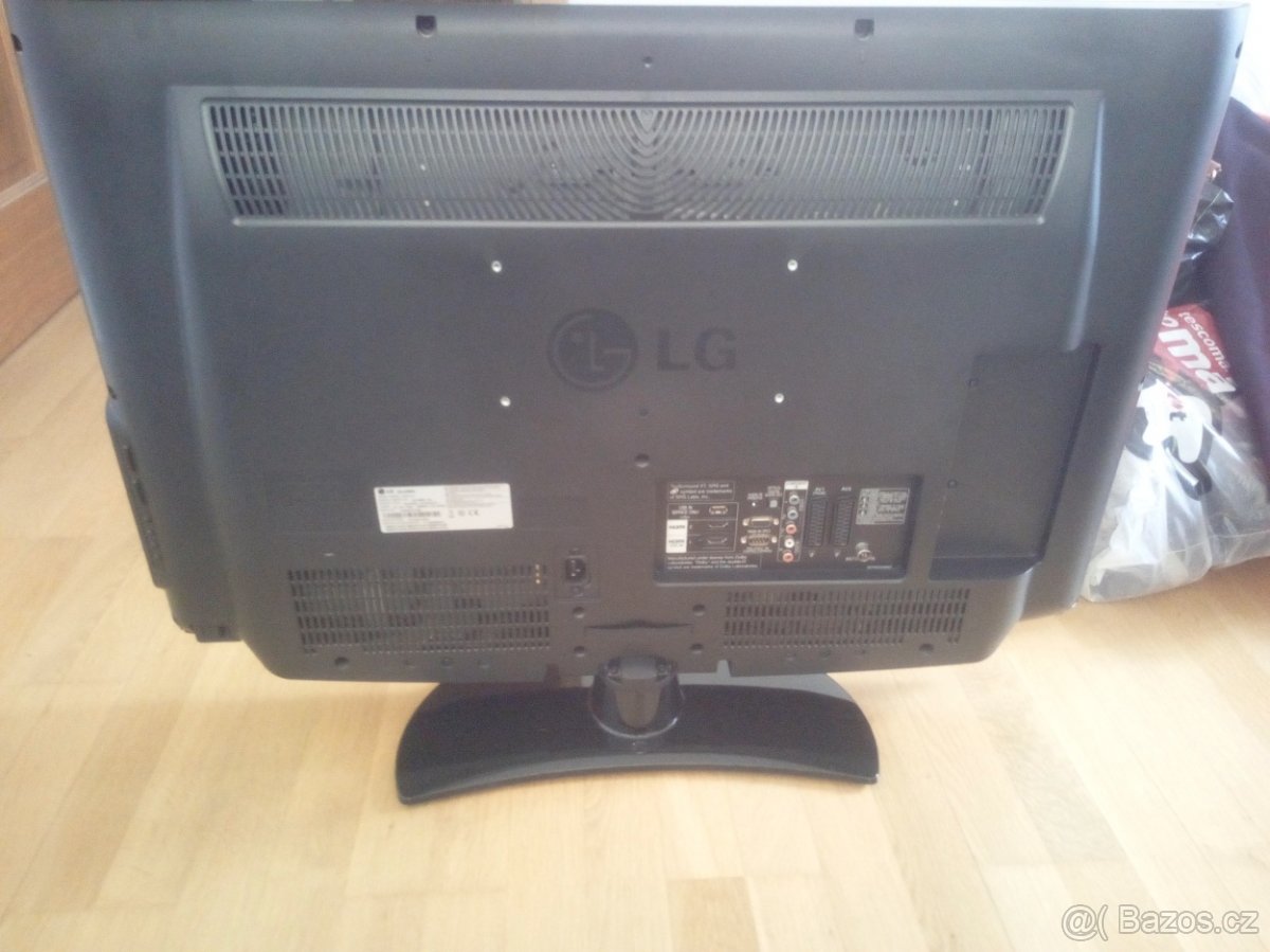 Televize LG 32LH3000. - 4