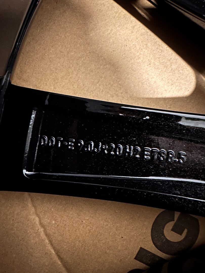 31362277 original Volvo XC90 II 5x108 r20 - 4