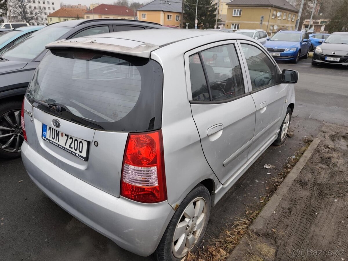 Kia Picanto 1.1 - 4