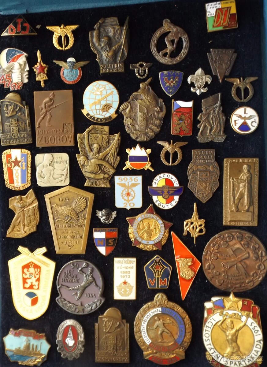 odznaky - různé druhy - 4