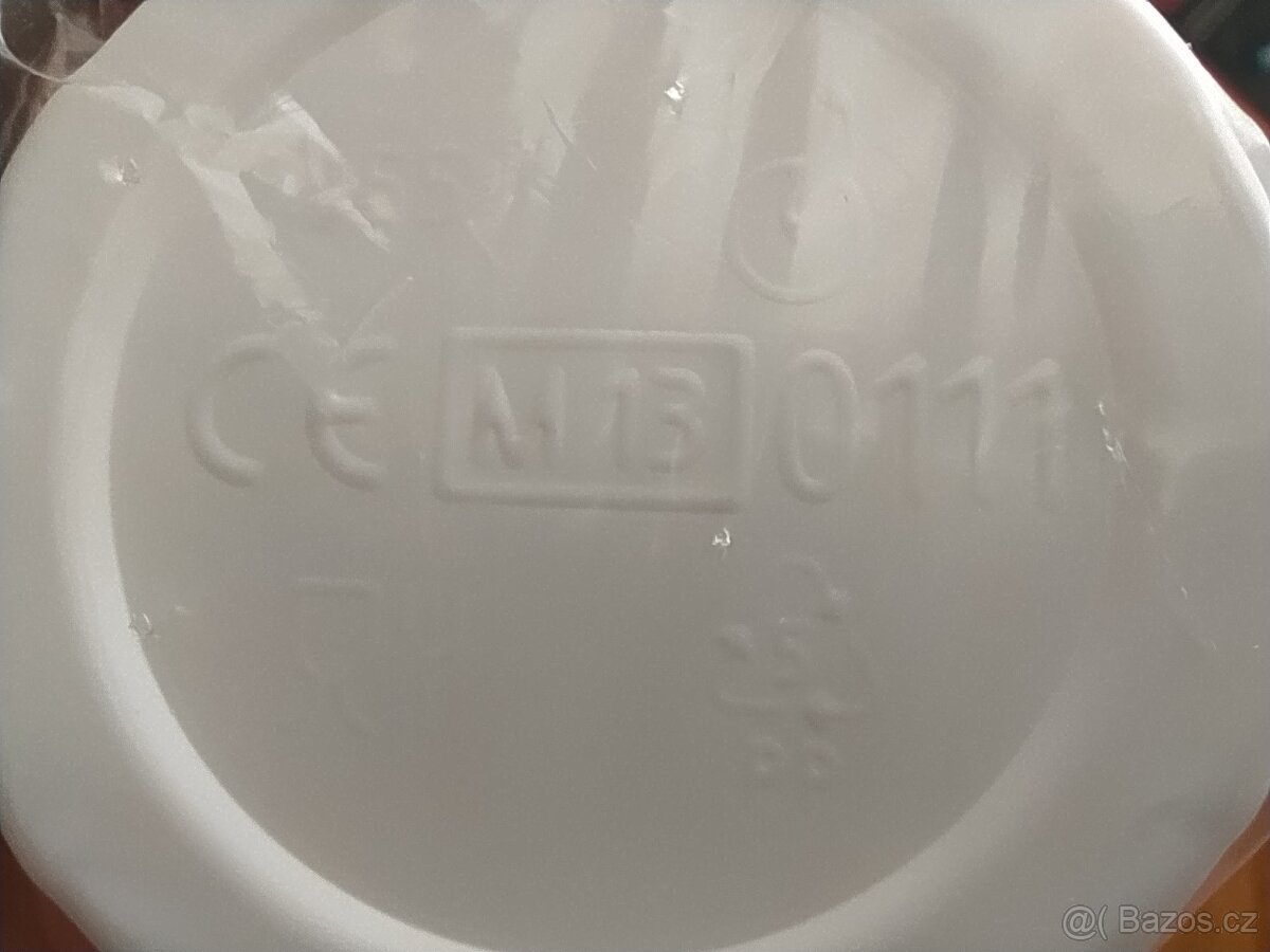 Plastové kelímky bílé 200ml - 4