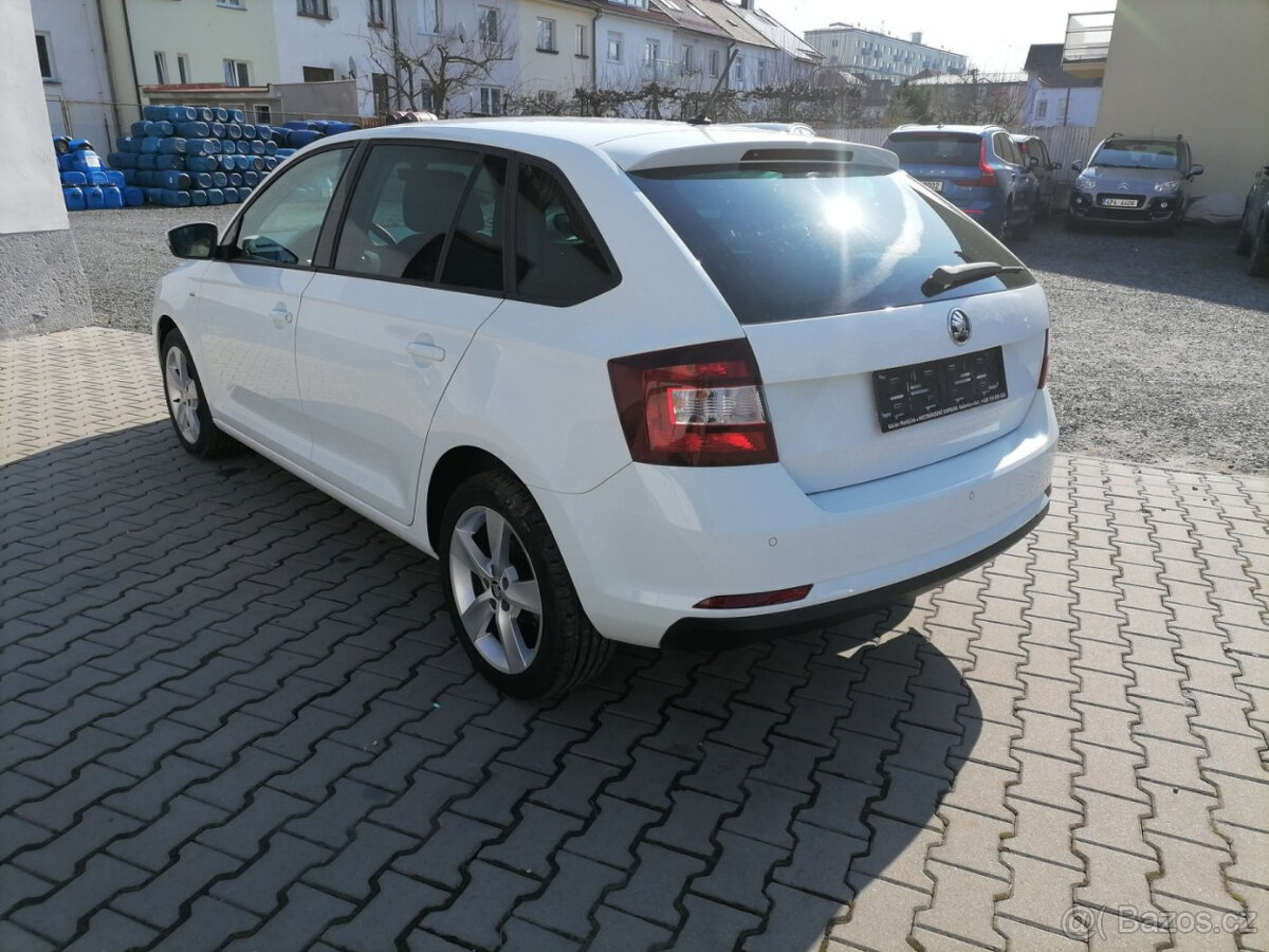 Škoda Rapid - 4