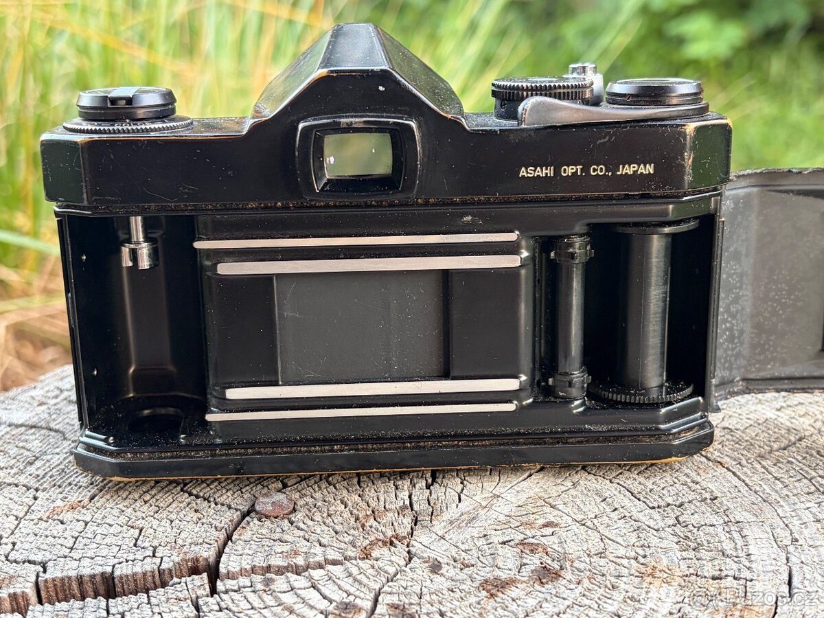2x Asahi Pentax SP - 4