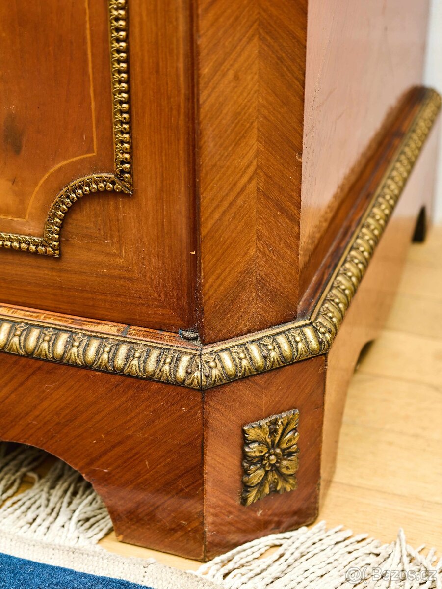 Intarzovaný klapsekretář v klasicistním stylu - 4