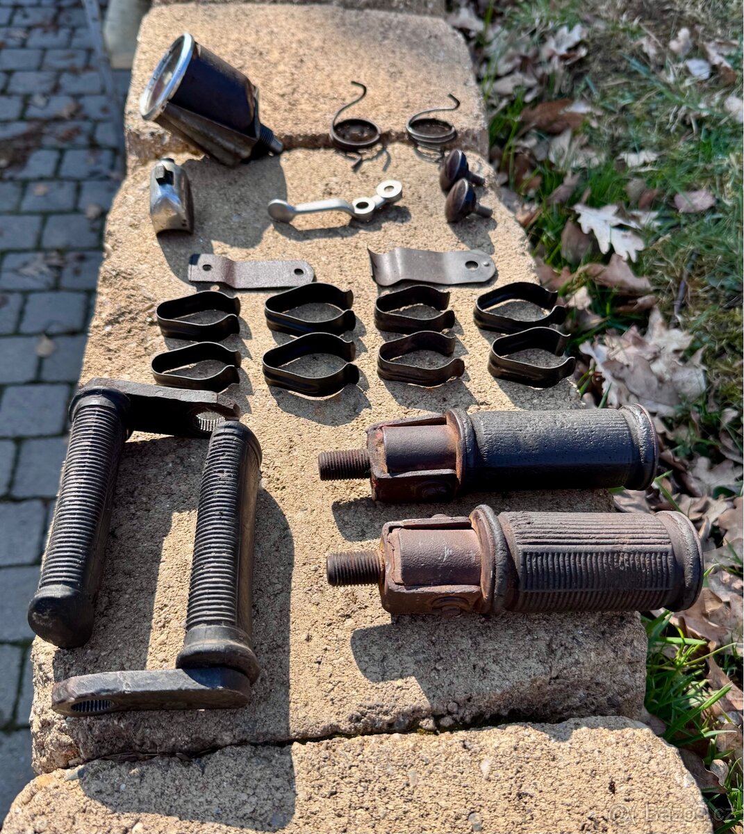 ČZ 125 B T 125 150 C - díly - 4