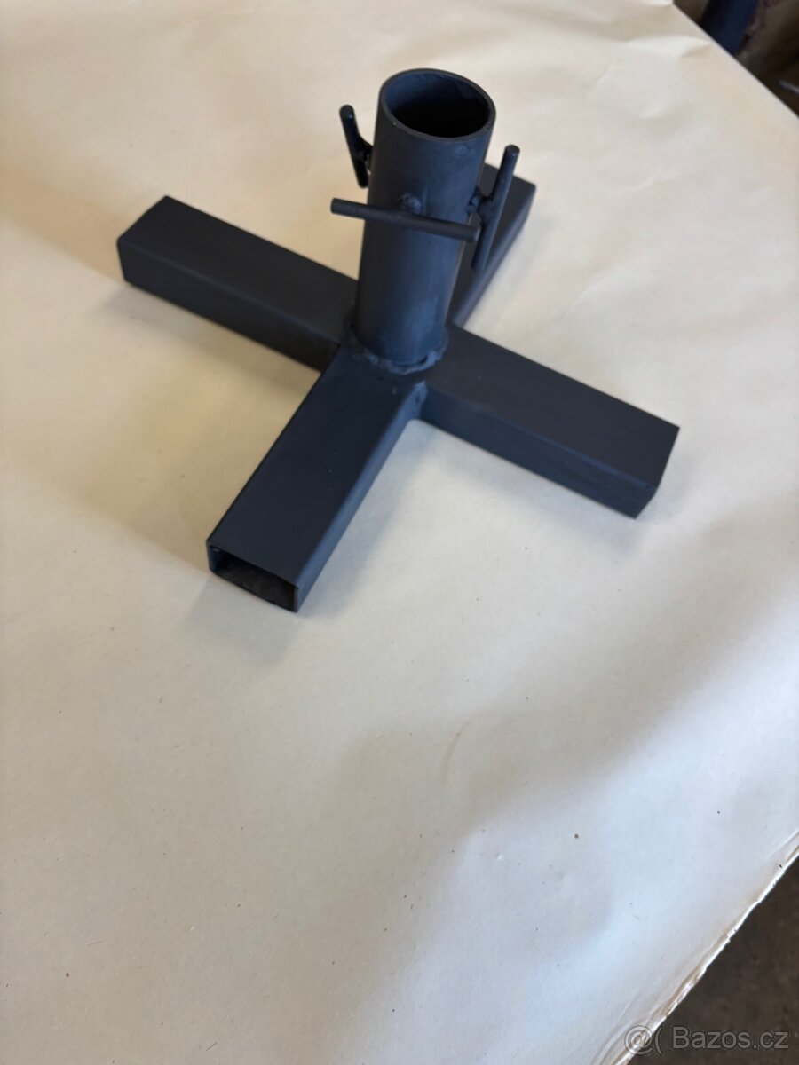 Stojan na vánoční stromek - 4