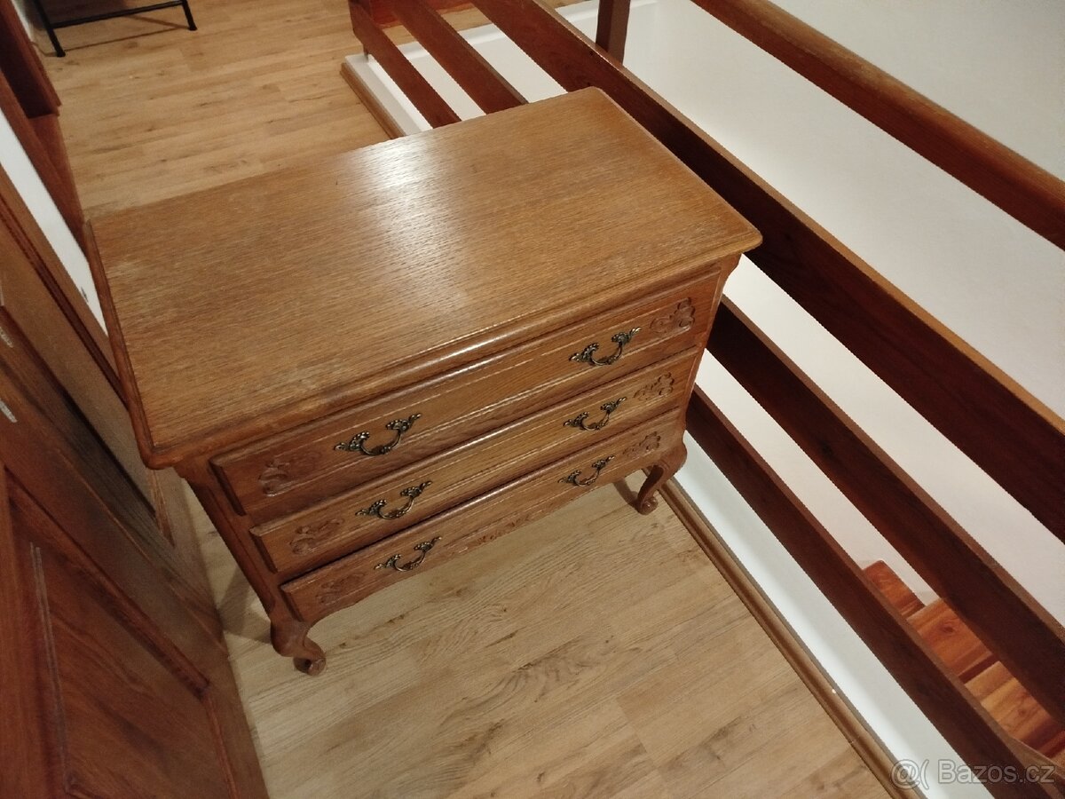 Historická komoda - 4