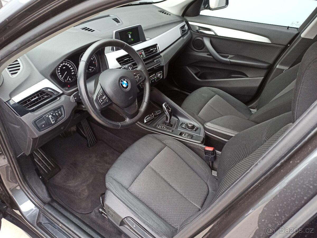BMW X1 sDRIVE 20i 141kW ČR - 4