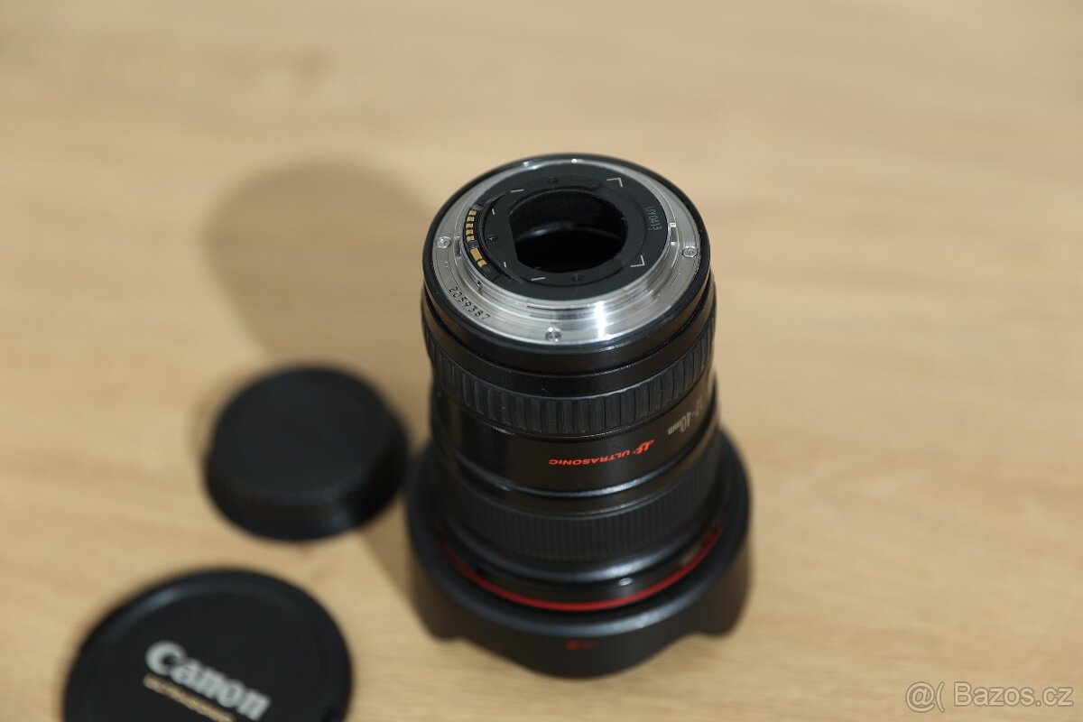 Canon EF 17-40mm f/4L USM - 4