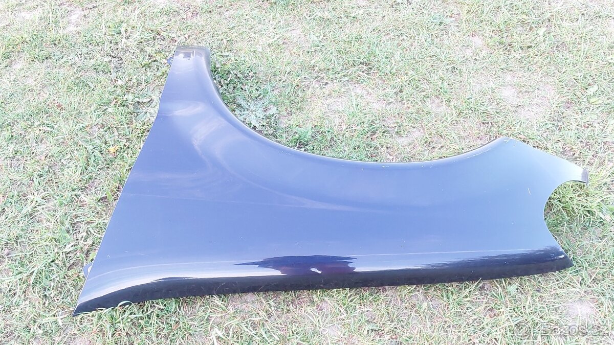 Mercedes ML - Blatníky modré - 4