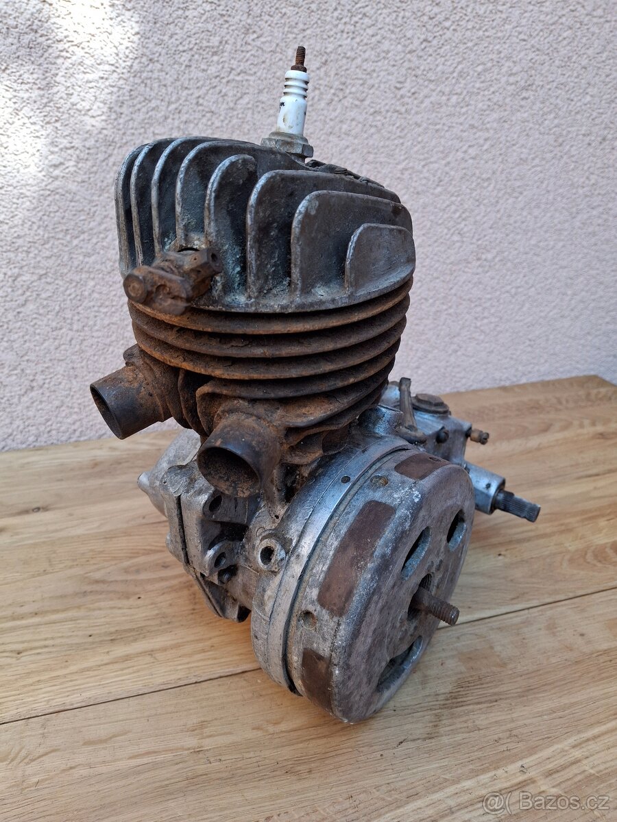 Čz 125 A - 4