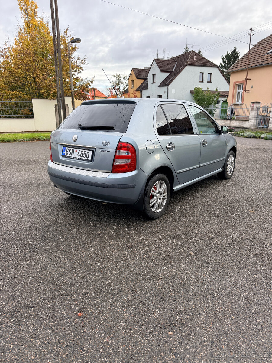 Škoda Fabia 1.2 HTP 40kW 128tis km - 4