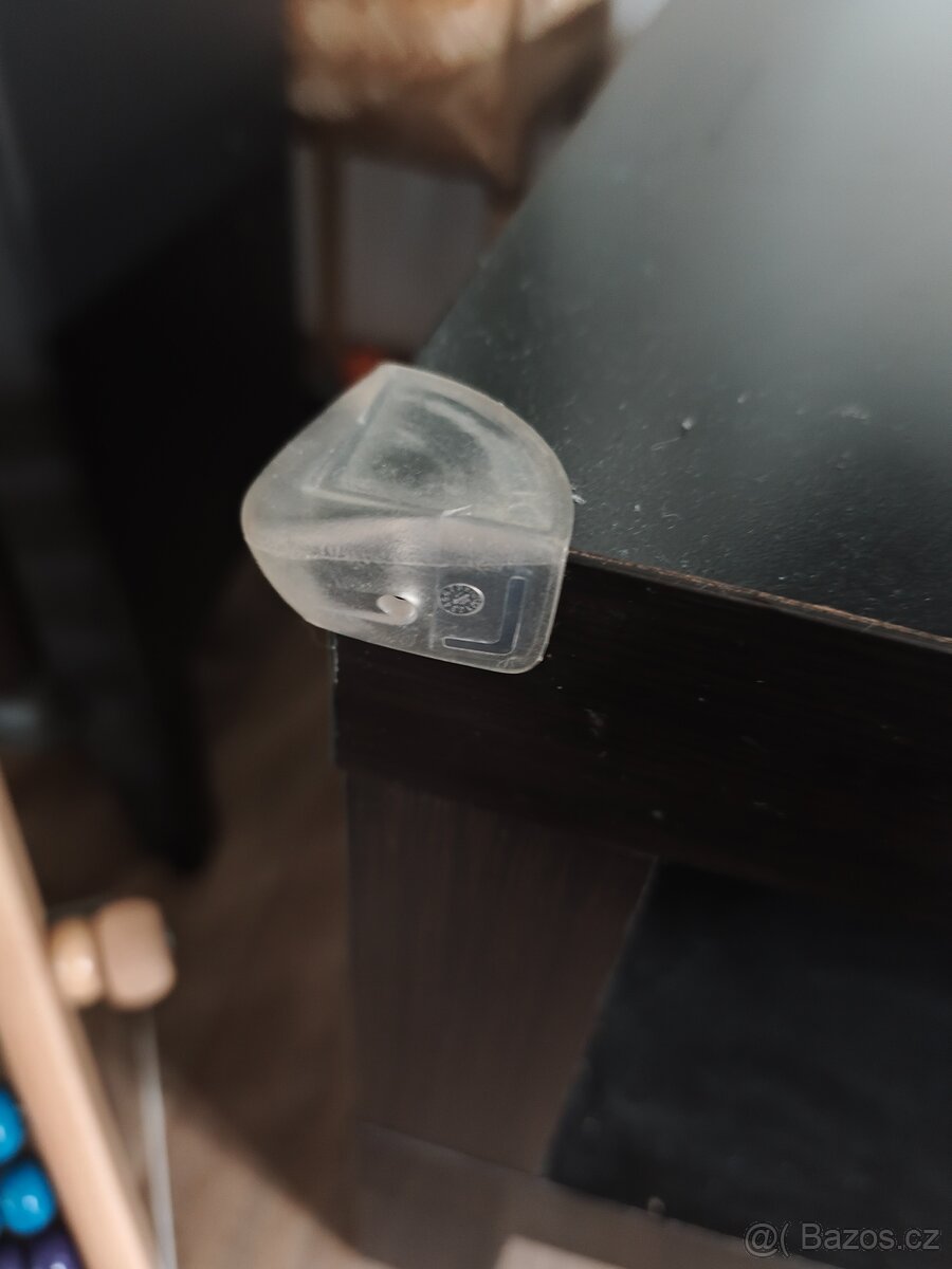 TV stolek IKEA černý - 4