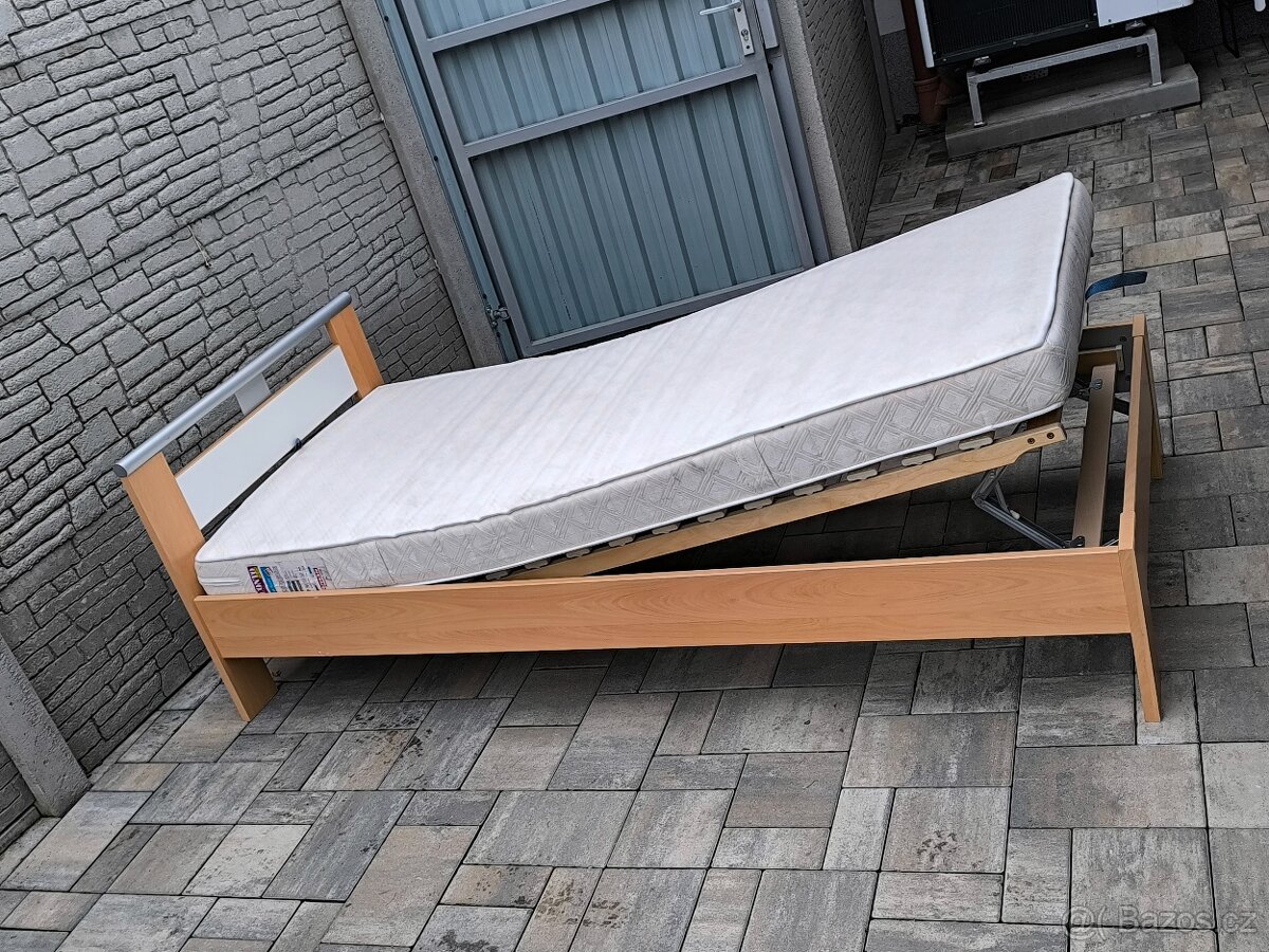 Prodám postel + Matrací 90cm x 200cm - 4