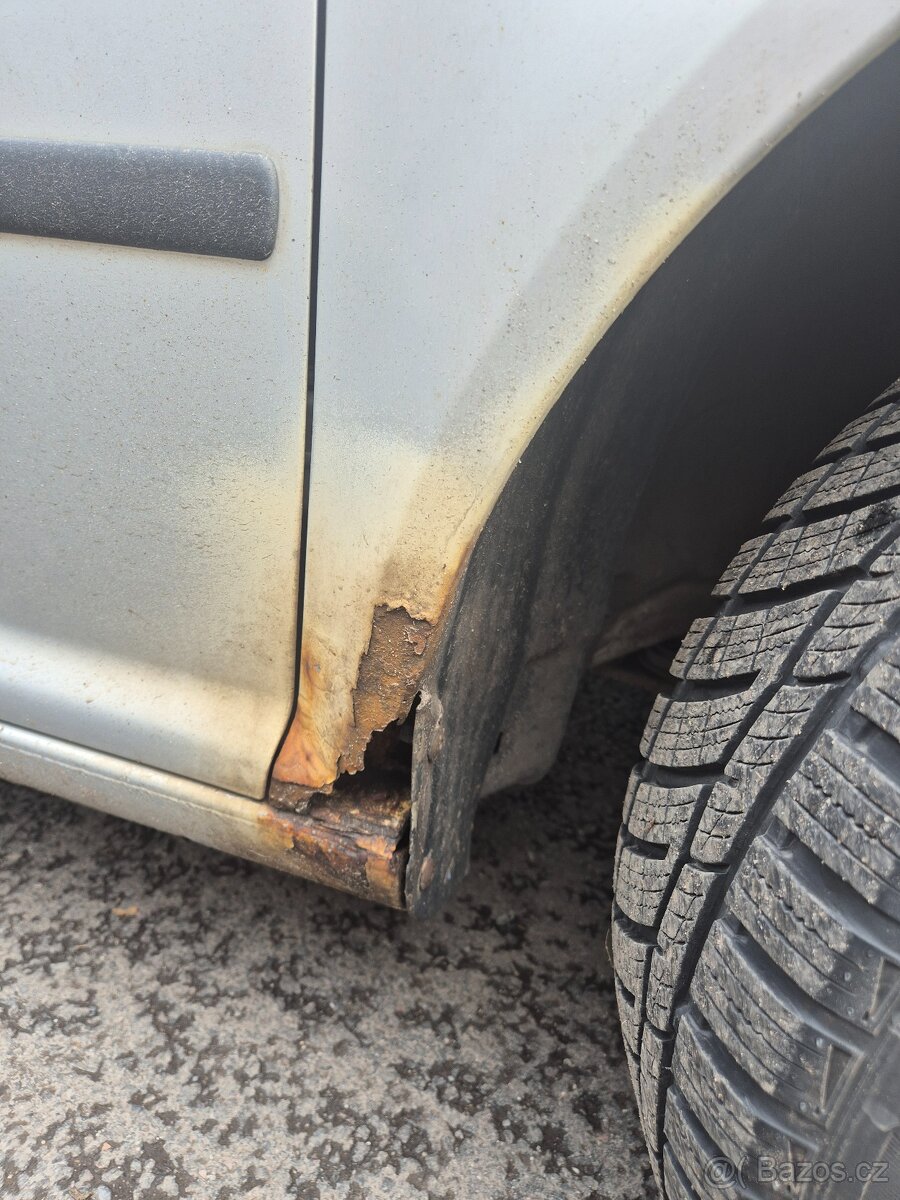 VW Golf 4, 1.4 55kW - 4