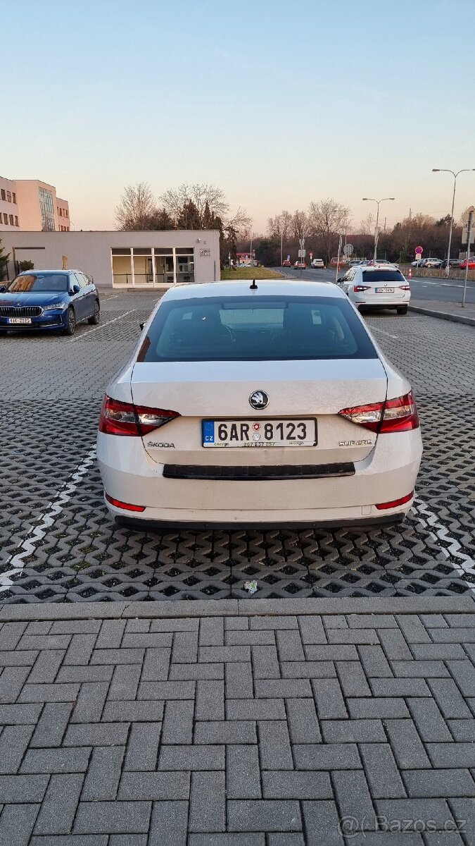 Škoda Superb 2018 - 4