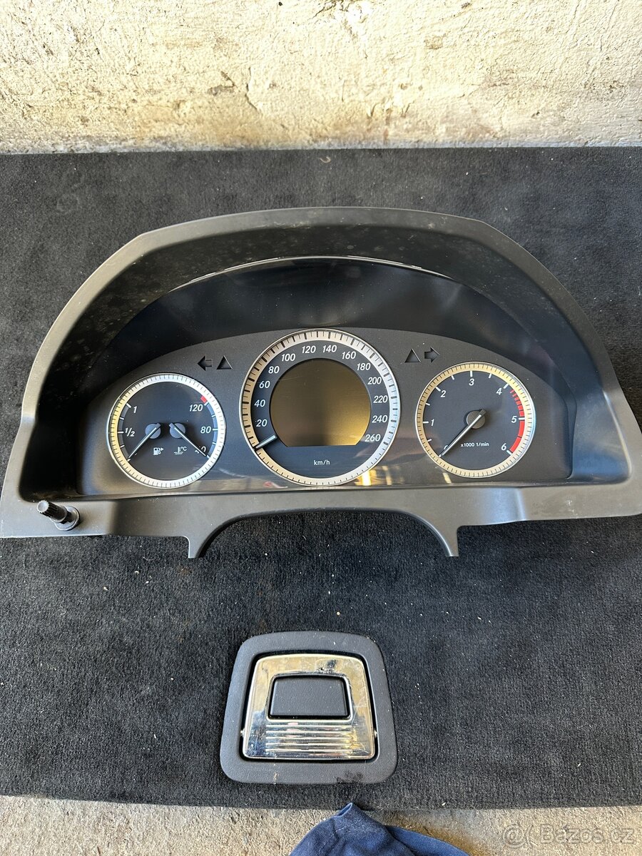 Díly na w204 - 4