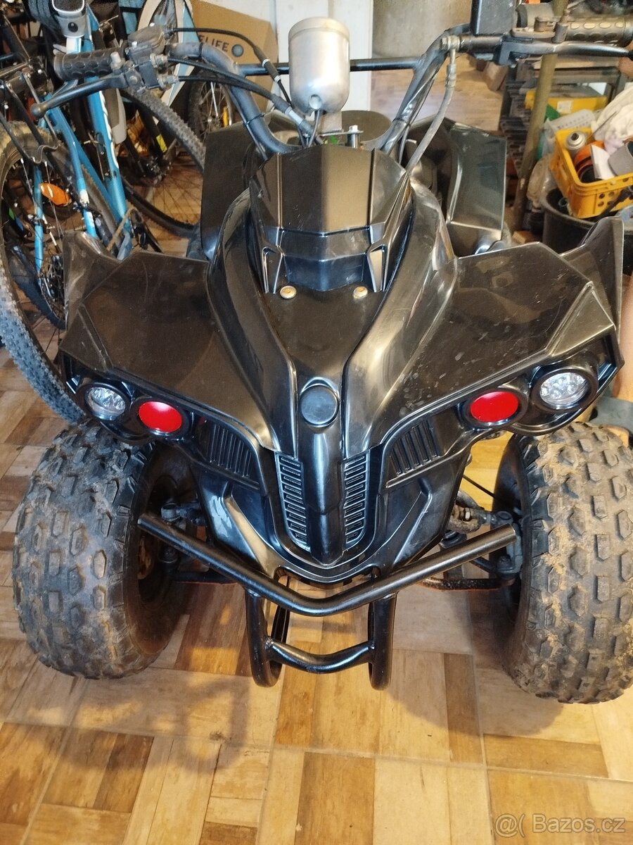 Prodám čtyřkolku Warrior 125cc