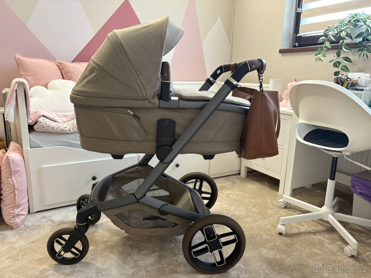 kočárek MAXI COSI FAME - 4