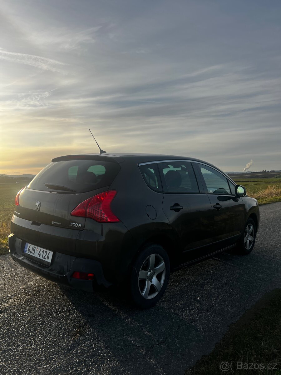Peugeot 3008 • 1.6 HDi • 82 kW • 2012 - 4