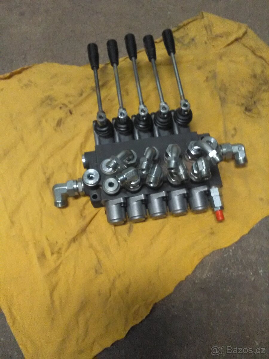 Hydraulický rozvaděč. - 4