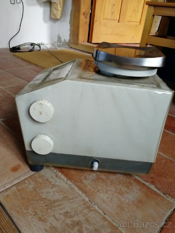 Laboratorní váha - 4