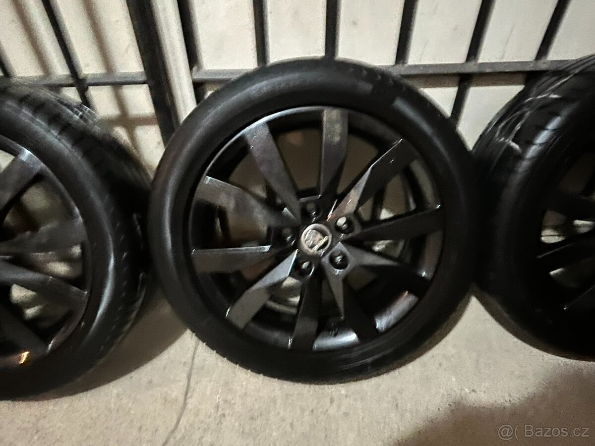 Letní kola a pneumatiky Škoda Octavia 3 - 4