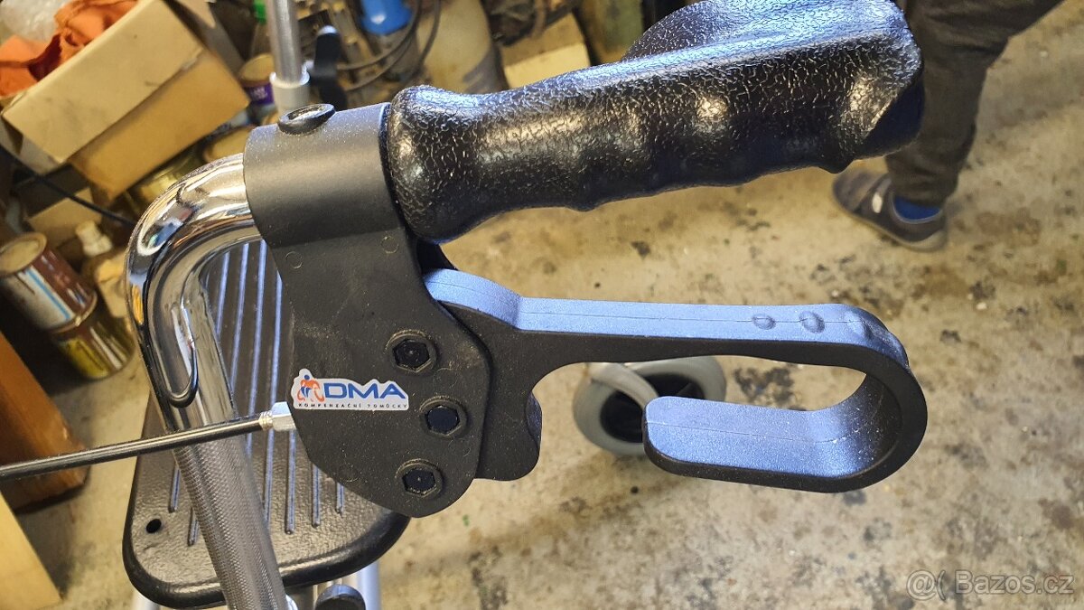 Chodítko s příslušenstvím - 4