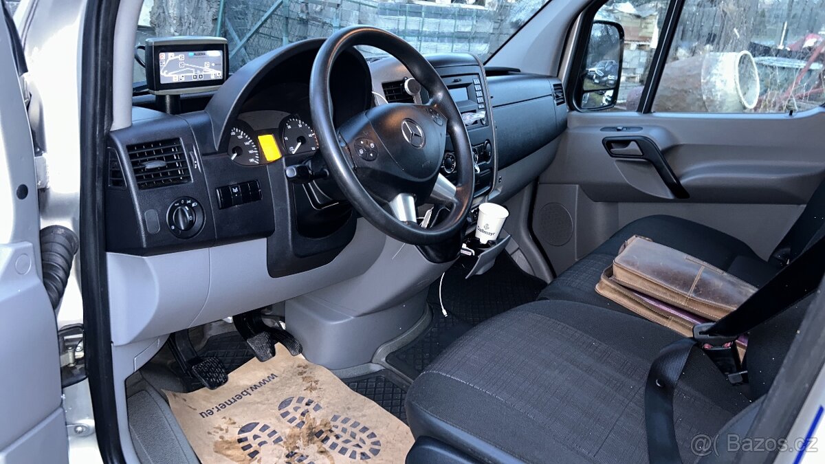 Mercedes Algema odtahovka - 4