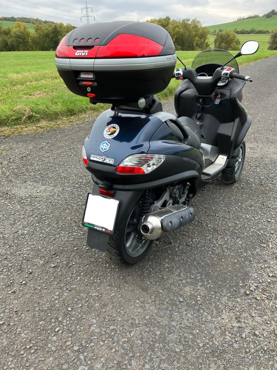Prodám Piaggio MP3 RL 400 I.E. - 4