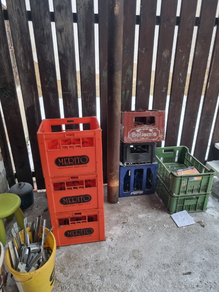 Staré přepravky od limonády - 4