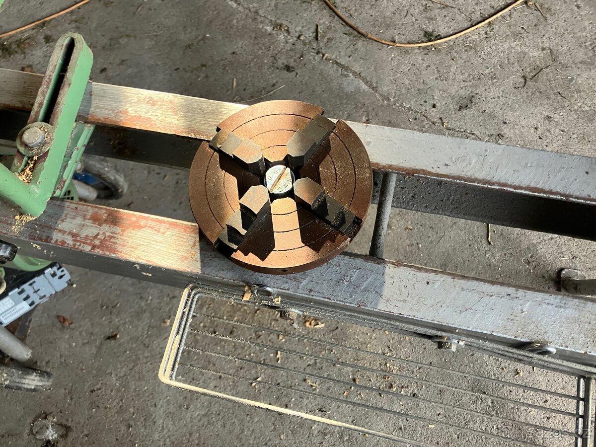 Soustruh na dřevo s frekvenčním měničem - 4