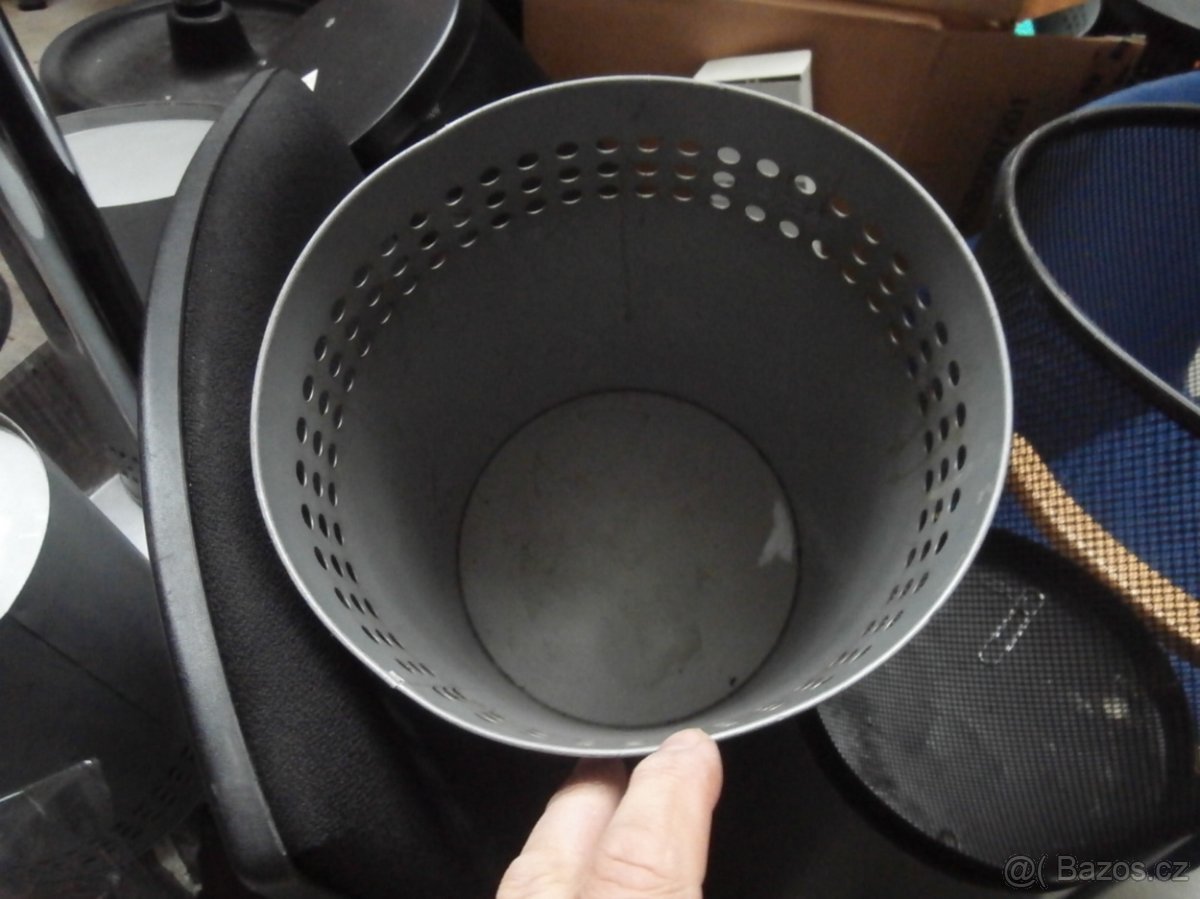 Koš odpadkový kovový zn.TECHO použitý za 80 kč - 4