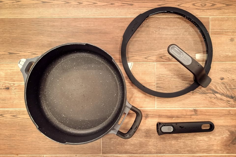 Sleva Kvalitní teflonová pánev BergHOFF - 4