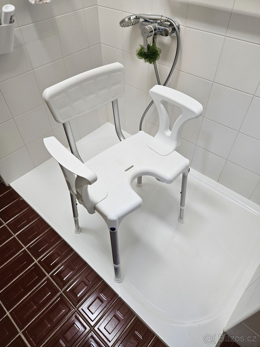 Sedátko do sprchy pro seniora - 4