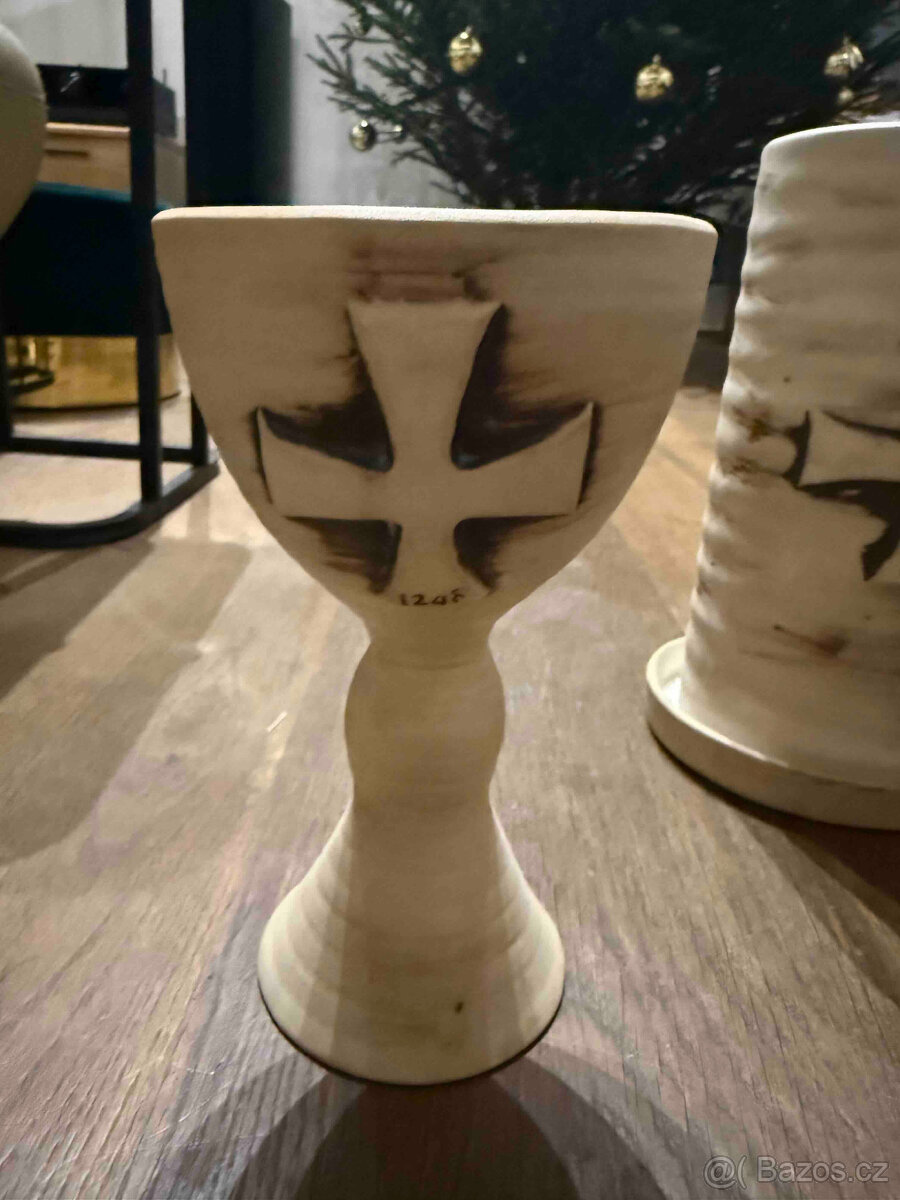 Keramicky pohar na vino templářské sklepy - 4