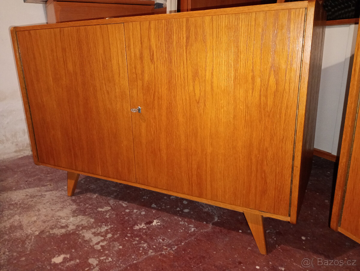 Komoda Jiroutek,dvířka,3ks - 4