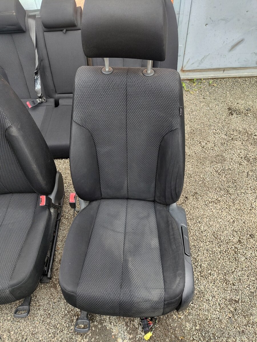 Sada sedaček Passat B6 - combi - 4