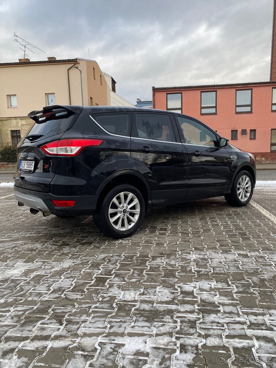 FORD Kuga 1,5 134 kW 4x4 ST packet - 4