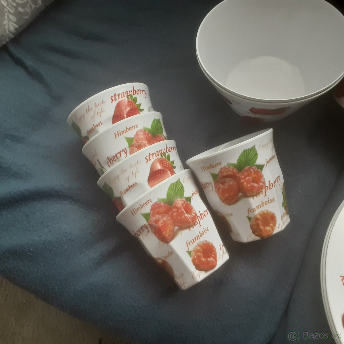 Skleničky misky talire - 4