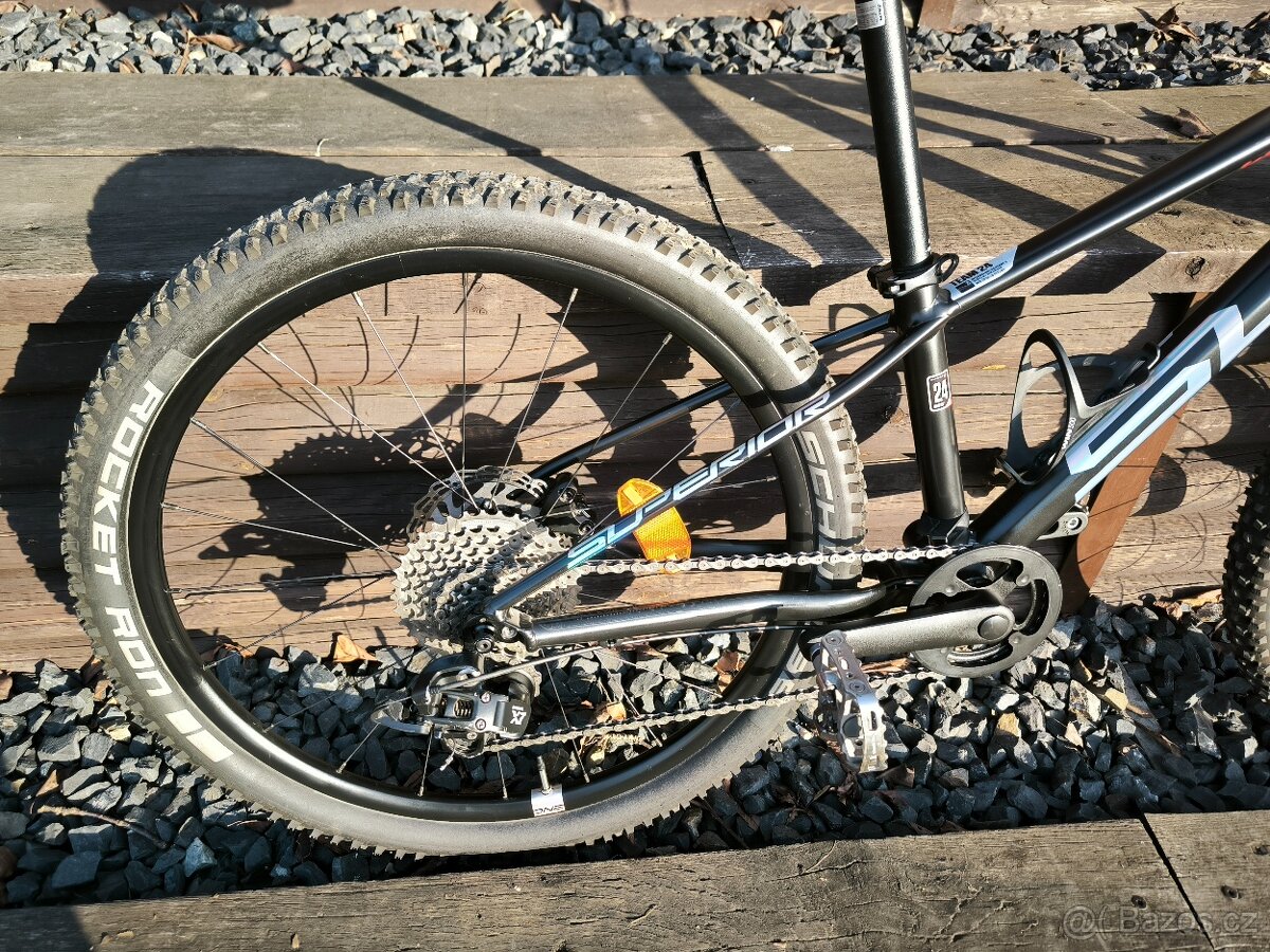 Superior Team 24 - 4